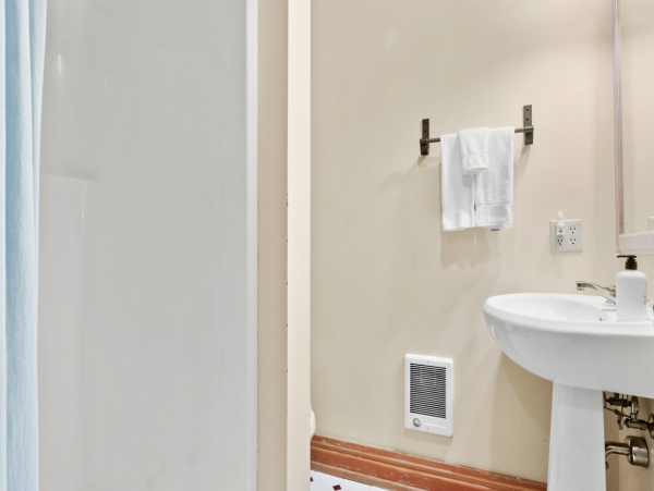 Spacious Five Bedroom Vacation Rental in Teton Village